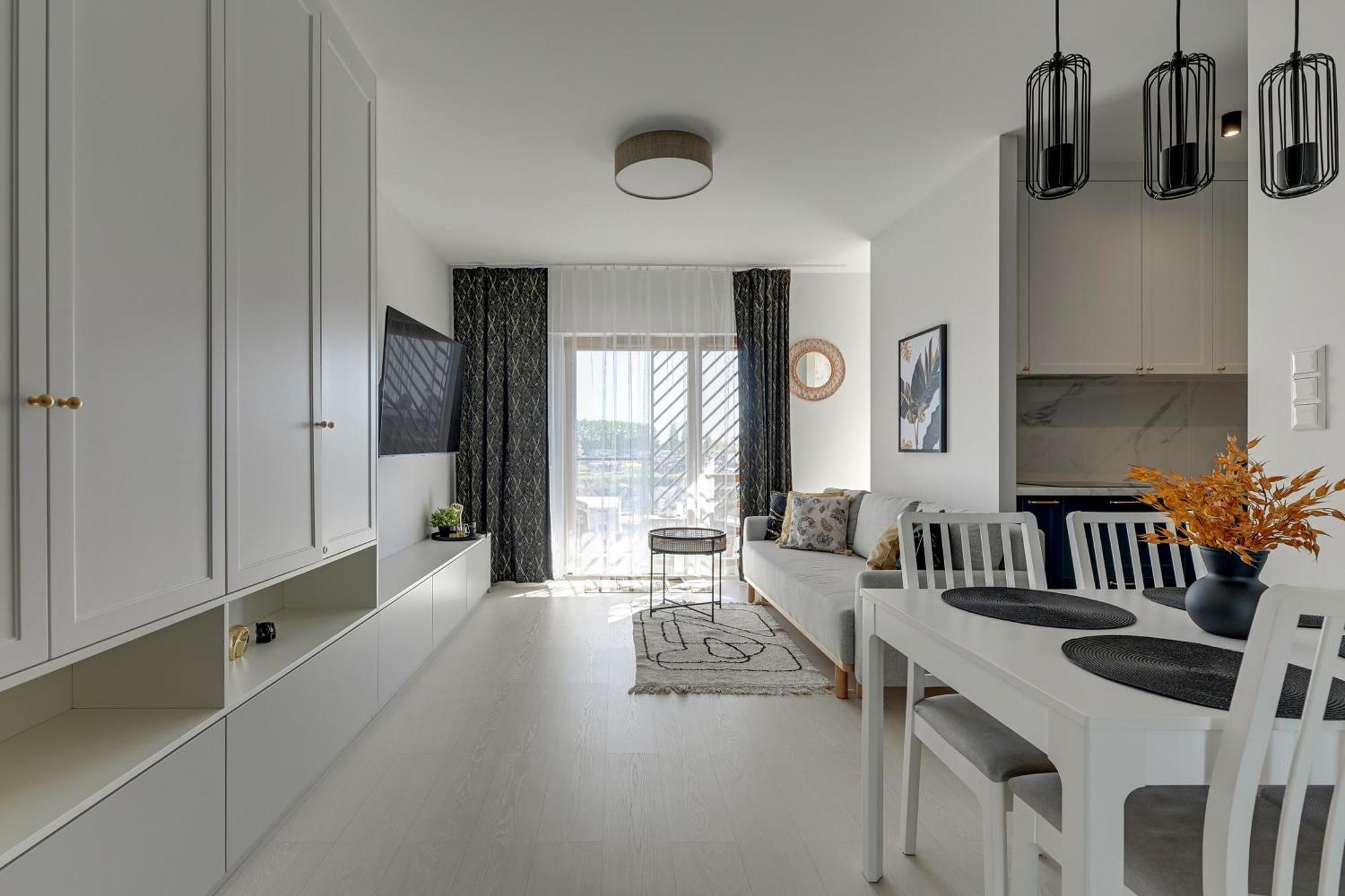 Nadmotlawie Estate - Riverside, Gym & Sauna By Downtown Apartment Danzig